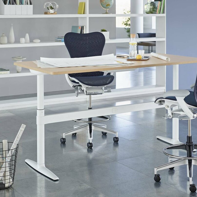 Herman Miller Výškovo nastaviteľný pracovný stôl

Atlas - náhľad 2