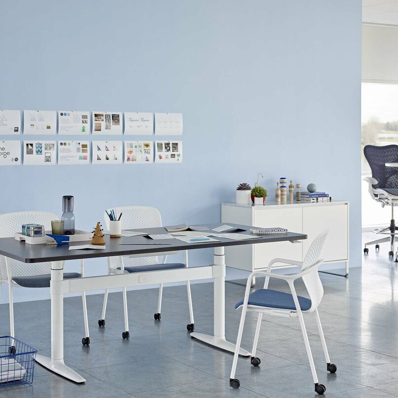 Herman Miller Výškovo nastaviteľný pracovný stôl

Atlas - náhľad 3