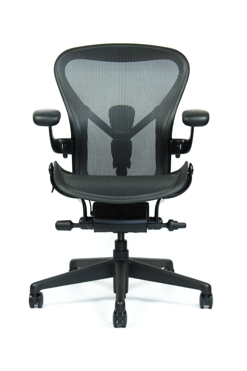 Herman Miller Aeron veľkosť B black edition